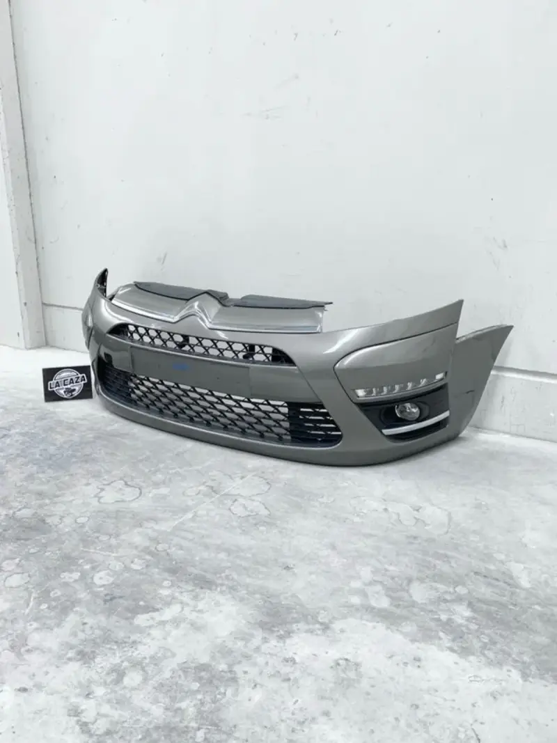 Paragolpes C4 Picasso 2011