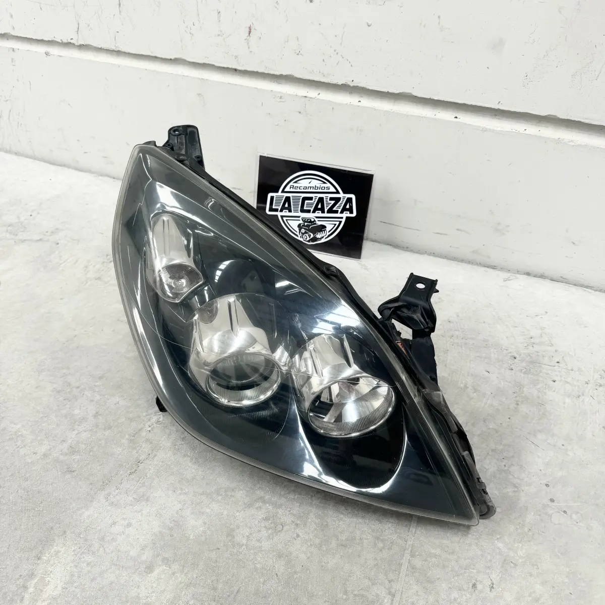 Faro izquierdo XENON Opel Vectra C GTS 
