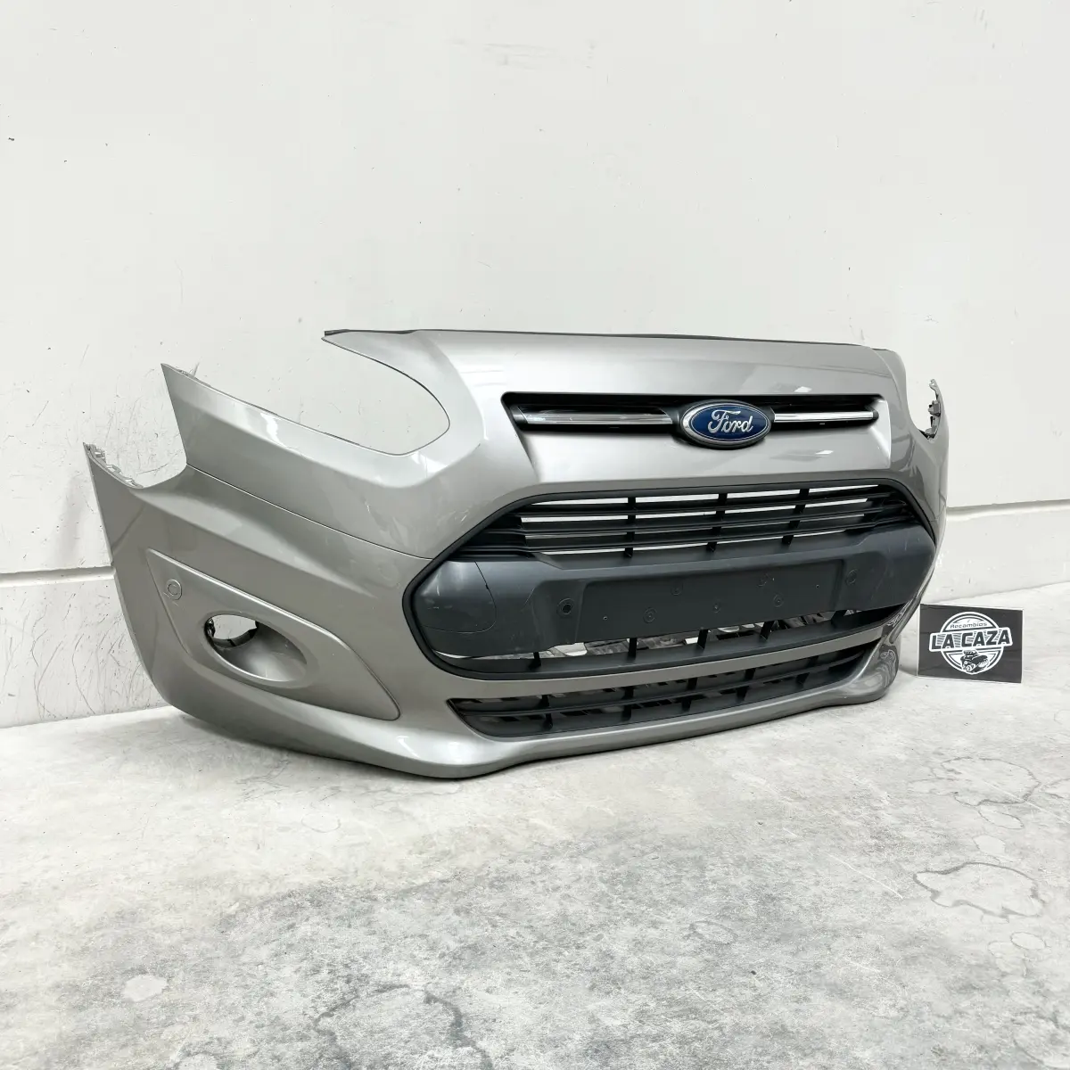 Paragolpes delantero Ford Tourneo Connect II