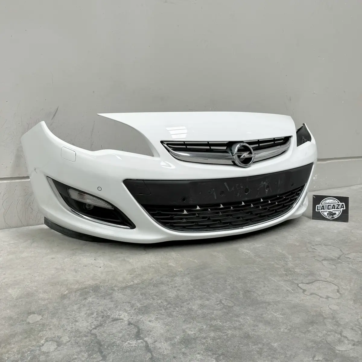 Paragolpes delantero Opel Astra J