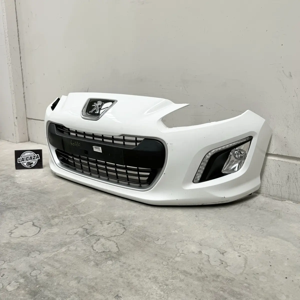 Paragolpes delantero Peugeot 308 