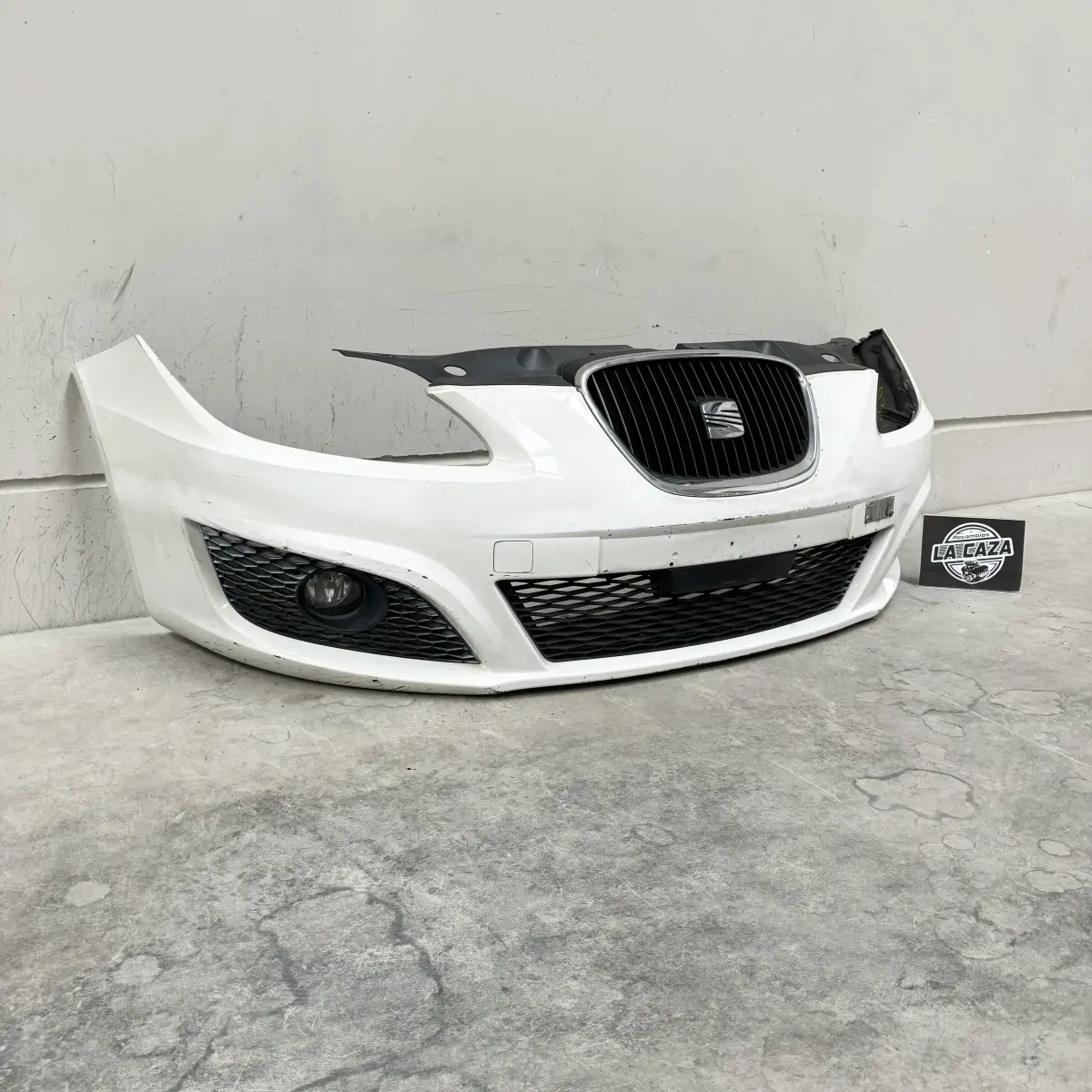 Paragolpes SEAT Leon 2011