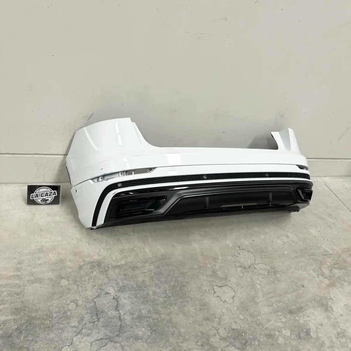 Paragolpes trasero Audi Q8 Sline 