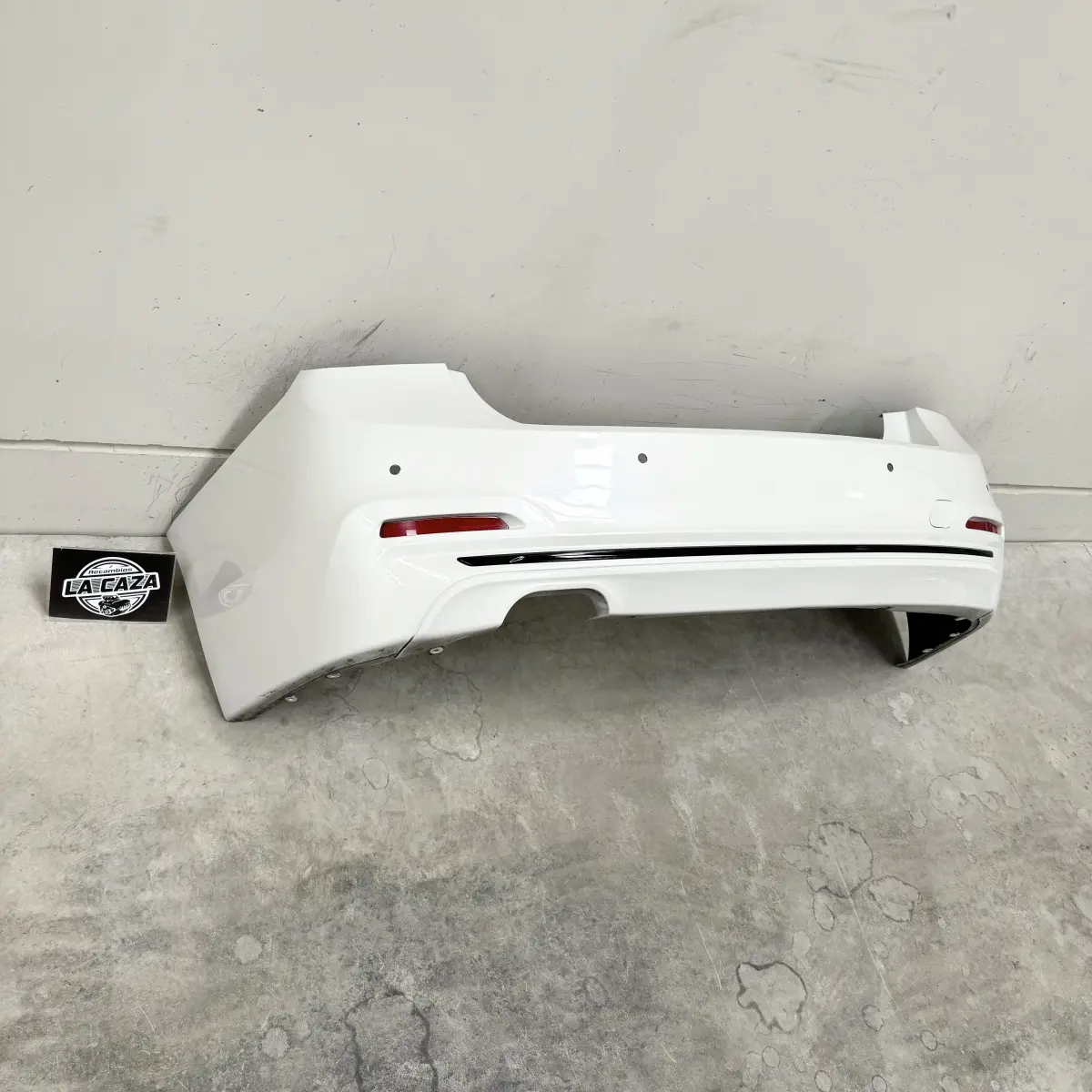 paragolpes trasero BMW 320 F30 SPORT