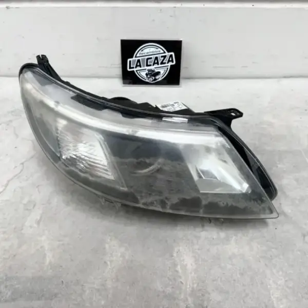 Faro Xenon Derecho SAAB 93