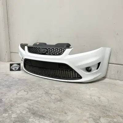 Paragolpes delantero Ford Focus ST 