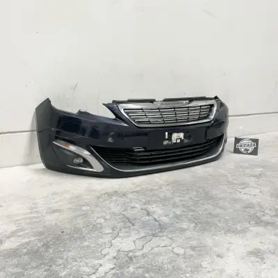 paragolpes delantero Peugeot 308  — OEM AA36127079