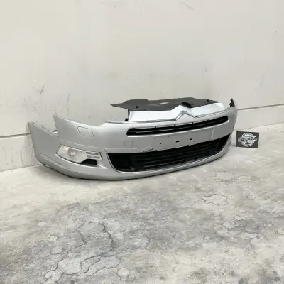 Paragolpes delanteros Citröen C5 — OEM 9681052477